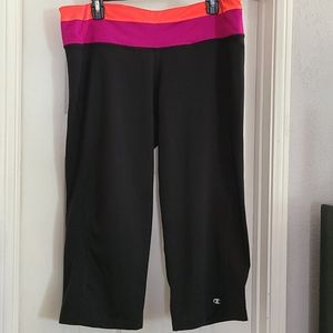 Champion double dry power flex wide leg capri XL